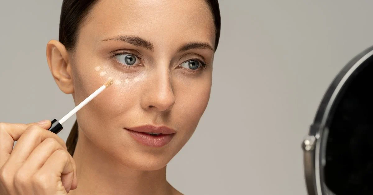 7 Best Concealers for Dry Skin That Actually Hydrate and Cover Flawlessly